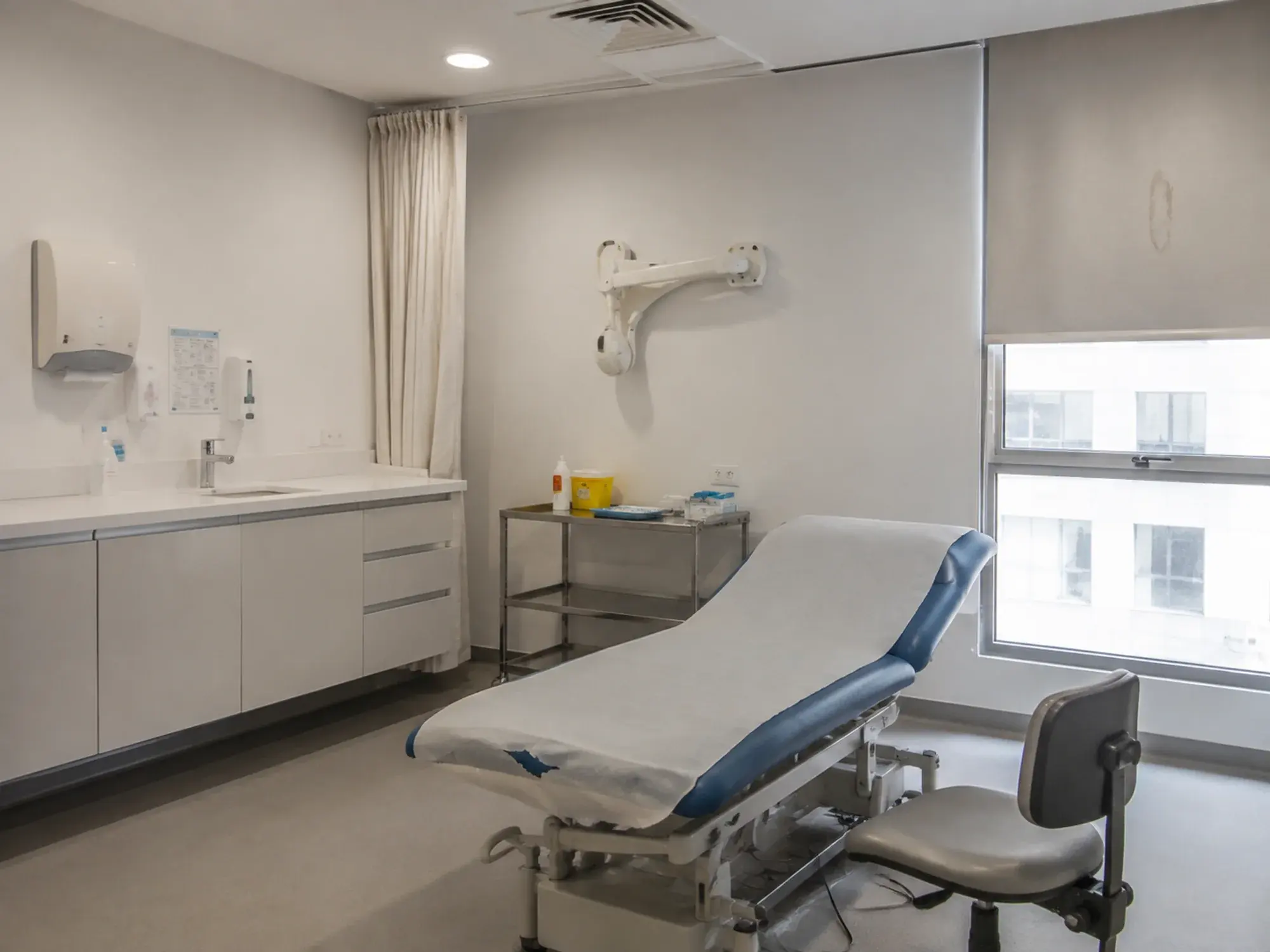 Treatment Room Left Clear for Cleaning