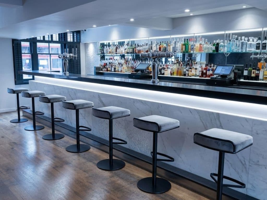 Commercial Bar Counters