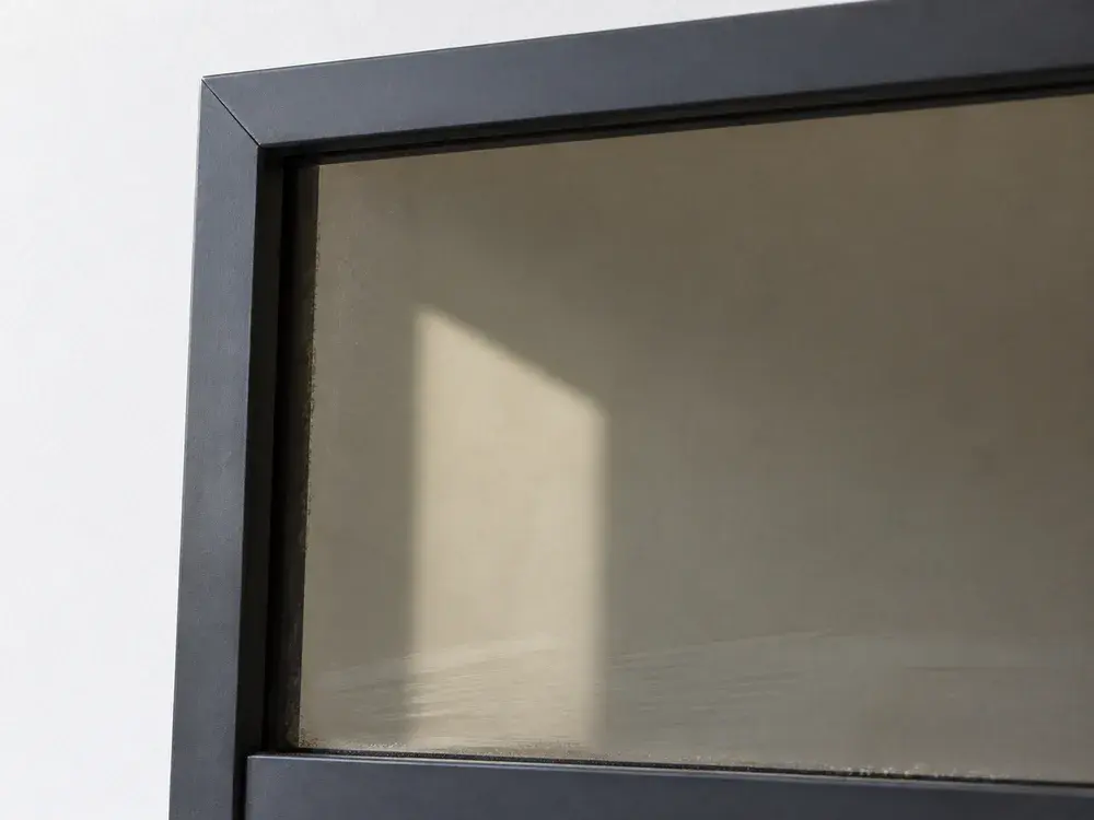 Reflective Joinery — reference finish from the Halo materials library