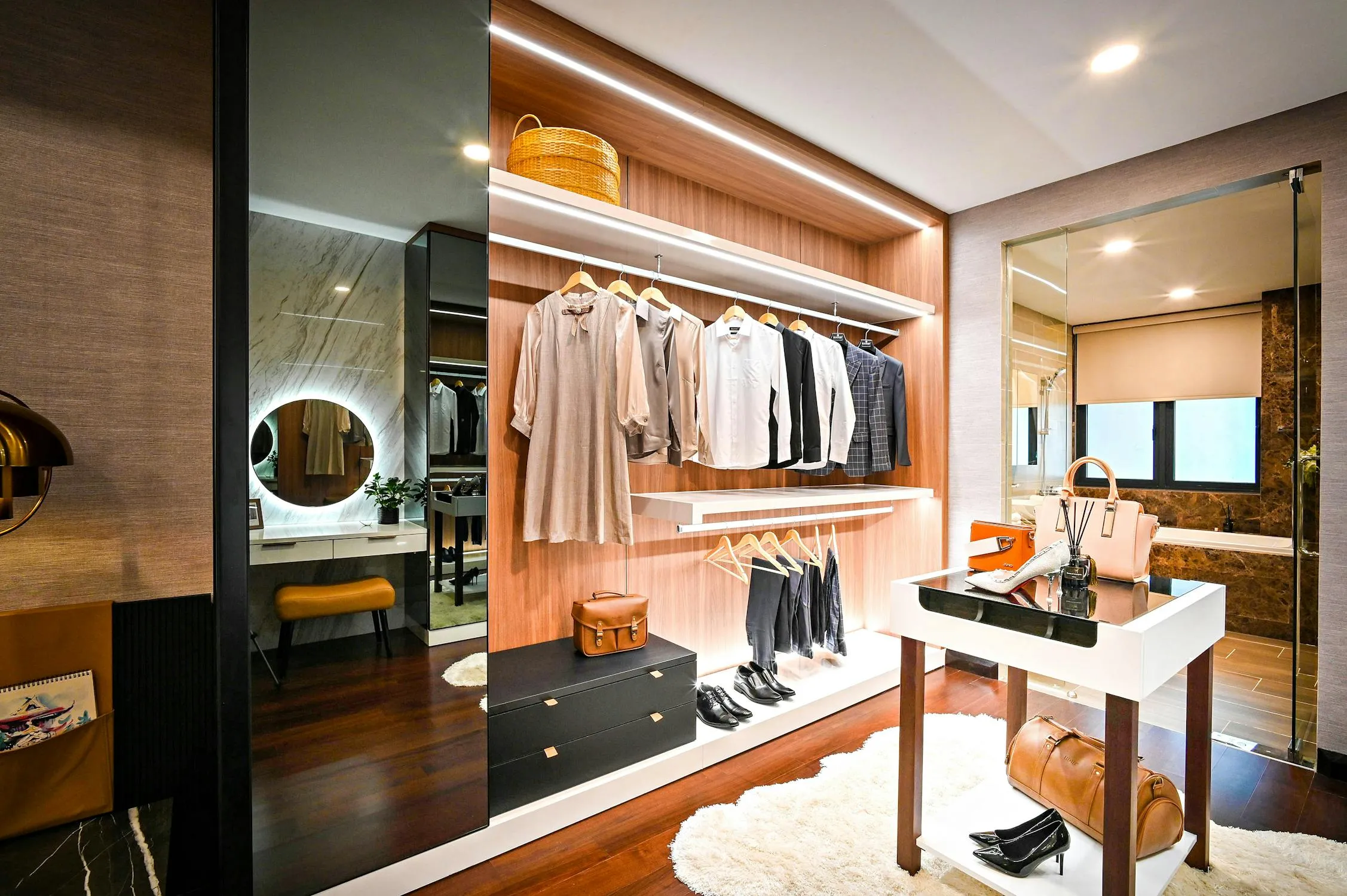 Walk-in Wardrobes